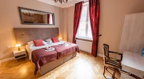 Old Town Boutique Rooms - Image 2