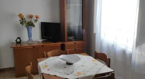 Casa di Anna a Maratea, graziosa e accogliente con spazio esterno privato, servito di bus per le spiagge - Image 3