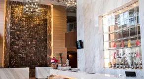 Crown Vista Hotel - Image 2