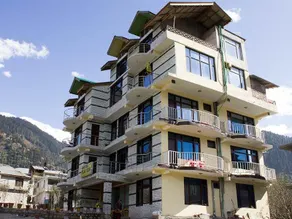 Hotel Peak View Manali - Image 4