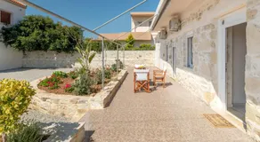 Zeus Traditional House - Image 3