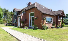 Linden House - Image 5