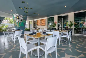 Condado Palm Inn San Juan, Tapestry Collection by Hilton - Image 4