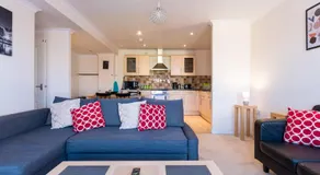 Old Town Apartments - Image 2