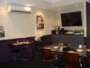 Oakey Motor Inn - Image 4