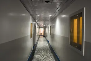Hotel O Four Season - Image 4