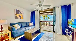Sapphire Beachfront Condo - Free Wi-Fi - Save! - Image 2
