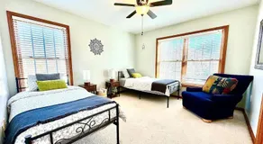 Charming Family Friendly House, Hot tub, Playroom - Image 2
