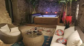 La Maison D'Aimé - Demeure de caractère du XIIe siècle - Image 3