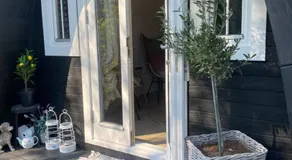 Ecolodge Almere with private outdoor terrace & beach - Image 4