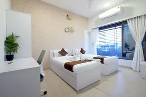Corporate Stay (Pvt Room in an apartment) - Image 2