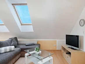 Loftslejlighed med adgang til haven - Image 2