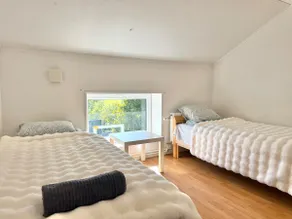 Workers • 19 Beds • 3 Kitchens • Volvo • Parking - Image 2