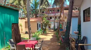 Love paradice huts - Image 4
