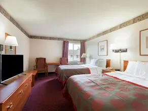 Ramada by Wyndham SeaTac Airport North - Image 5