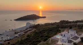 Ventalia Villas, 3BR Sea View and Infinity Pool by Villa Mana Gers - Image 5