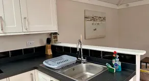 Hampshire lodge - Image 5