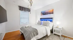 Charming Boston Retreat 3BR Parking Perfect for Families & Groups - Image 2