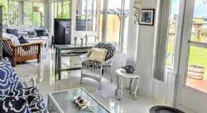 Peaceful Lakeside Retreat - Image 2