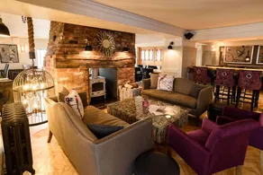 Wheatsheaf Inn, Bar Hill - Image 4