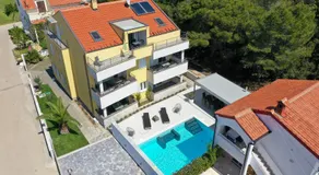 Luxury Villa Nada with Pool - Image 5