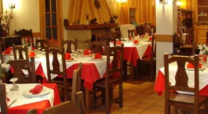 Hotel Tres Arcos - Image 5
