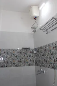 Cozy Room with Kitchen/Airport Pickup & Drop/Porur - Image 2