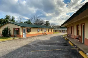 Hotel O Tallassee Hwy 14 - Image 5