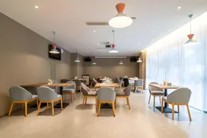 Home Inn Neo Xiamen North Station Jimei University - Image 4