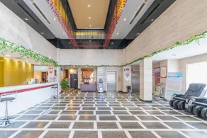 Paramount Hotel - Image 3