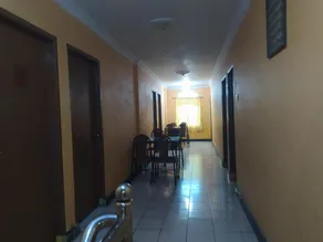 OYO 91253 Hotel Andi - Image 4