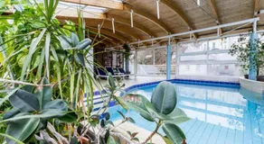 Ferienwohnung mit Terrasse, Garten und Pool | Bergblick - Image 2