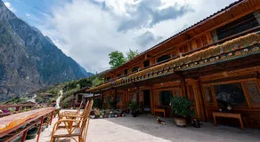 TIBET Guest house 虎跳峡卓玛客栈 - Image 2