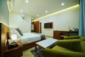 Jungle Bay Resorts & Spa - Image 2