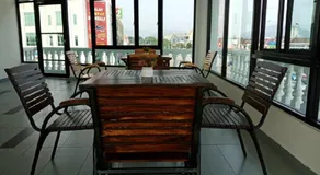 Oscar Suites Hotel - Image 4