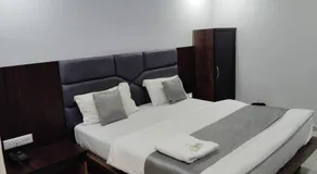 Hotel Neelkamal Ahmedabad - Image 5