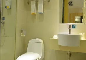 City Comfort Inn Wuhan Guanggu Finance Port - Image 4