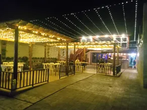 Krossroads Inn - Image 2