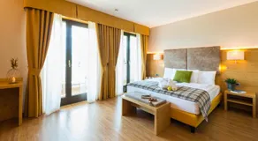 Hotel Ambassador - Image 2