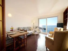 Apartment in Llafranc with Sea Views - Image 2