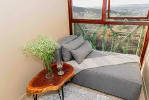 Urban Oasis-serene ✨self checkin & scenic views🌄 - Image 3