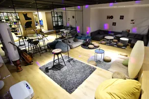 Smile Inn Long Time No See Cat Café Hostel - Image 2