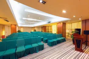 jingruigolden harbor hotel - Image 4