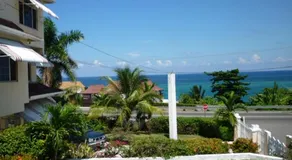 GoldenView Guesthouse Ocho Rios - Image 4