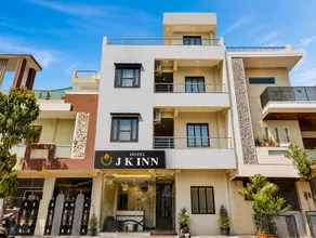 Hotel J K Inn - Image 4