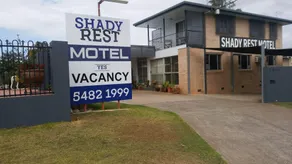 Shady Rest Motel - Image 4