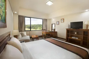 Puri KIIC Golf View Hotel - Image 2