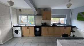 Cosy 3 Bedroom in Birmingham - Image 5