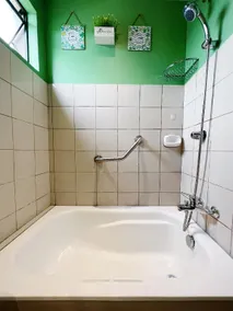 Staycation Ortigas Extn w/ bathtub & free parking - Image 3