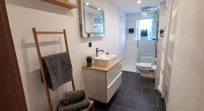 Moderne 3BR Netflix,Kaffee,Wifi,Parken - Image 2